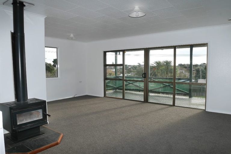 Photo of property in 122 Matai Road, Raumati South, Paraparaumu, 5032