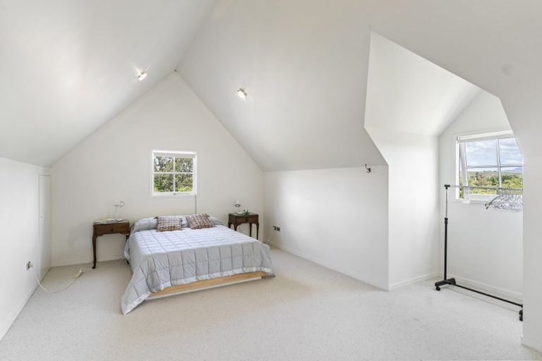 Photo of property in 24b Cromarty Drive, Martinborough, 5784