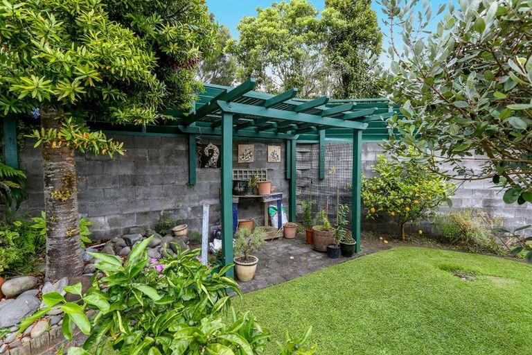 Photo of property in 9 Belair Avenue, Blagdon, New Plymouth, 4310