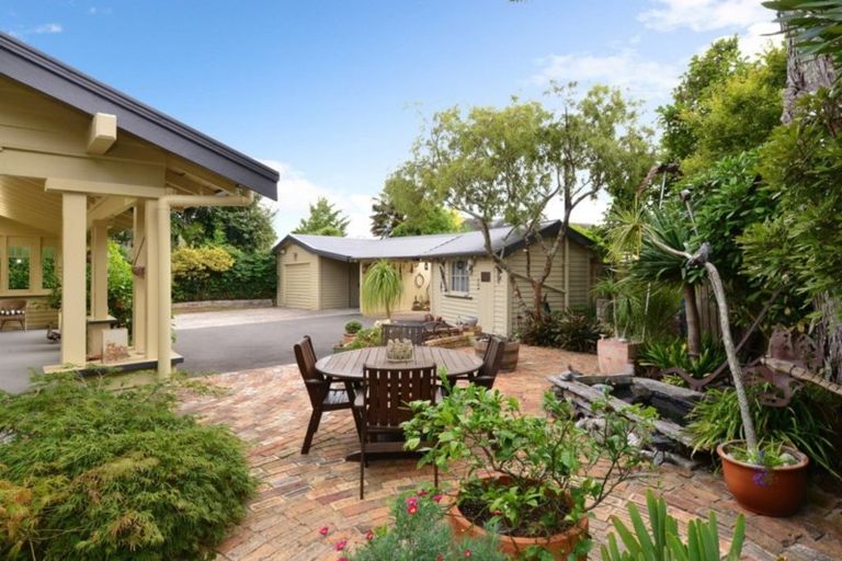 Photo of property in 1 Oakley Avenue, Claudelands, Hamilton, 3214