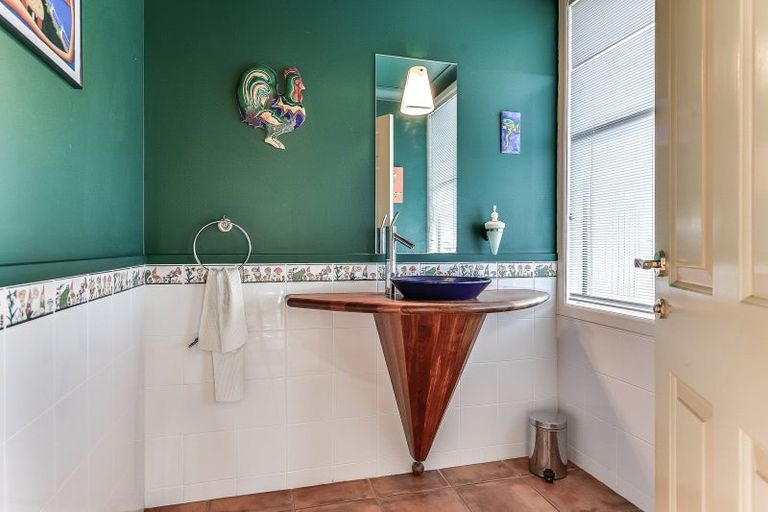 Photo of property in 20 Stonebridge Road, Temple View, Hamilton, 3289