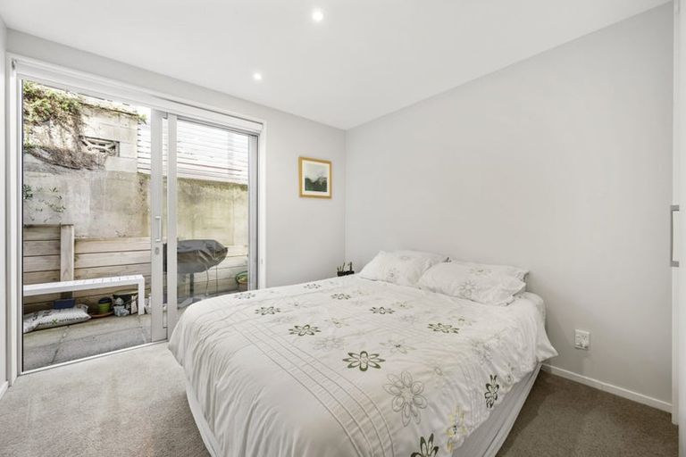 Photo of property in 321a The Terrace, Te Aro, Wellington, 6011