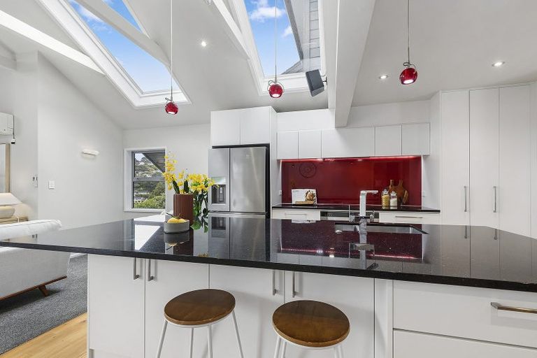 Photo of property in 170 Paremata Road, Paremata, Porirua, 5024