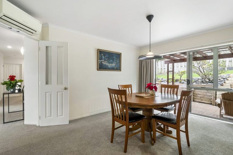 Photo of property in 13 Phoebe Meikle Place, Torbay, Auckland, 0630