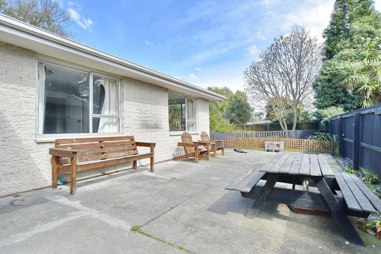 Photo of property in 23 Strachan Place, Rangiora, 7400