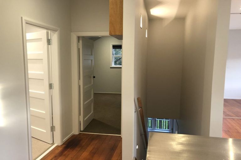 Photo of property in 13 Cavendish Square, Strathmore Park, Wellington, 6022