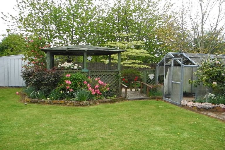 Photo of property in 12 Grace Street, Waimate, 7924