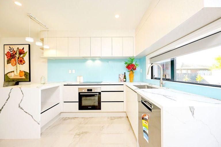 Photo of property in 460 Massey Road, Mangere East, Auckland, 2024