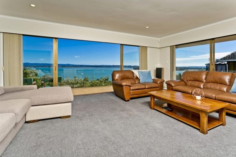 Photo of property in 13 Brigantine Drive, Beach Haven, Auckland, 0626
