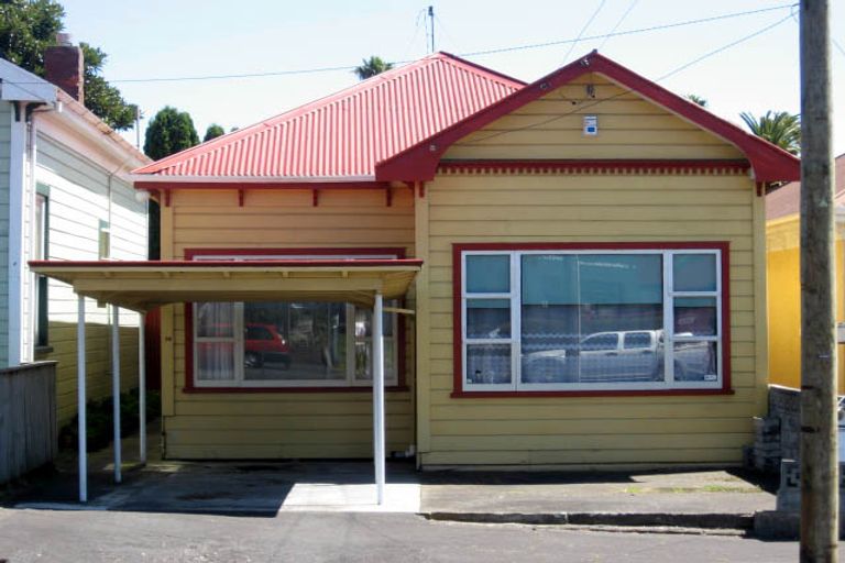 Photo of property in 14 Church Place, Whanganui, 4500