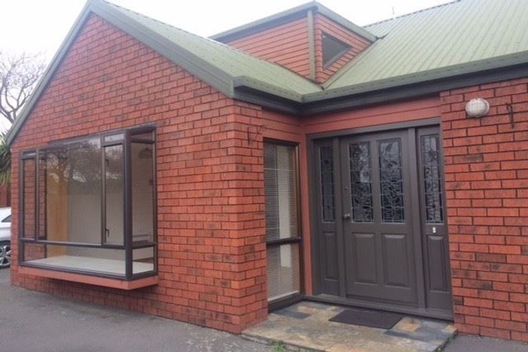 Photo of property in 8 Grants Road, Papanui, Christchurch, 8053