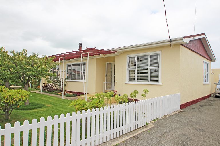 Photo of property in 5 Dalmeny Street, Oamaru North, Oamaru, 9400