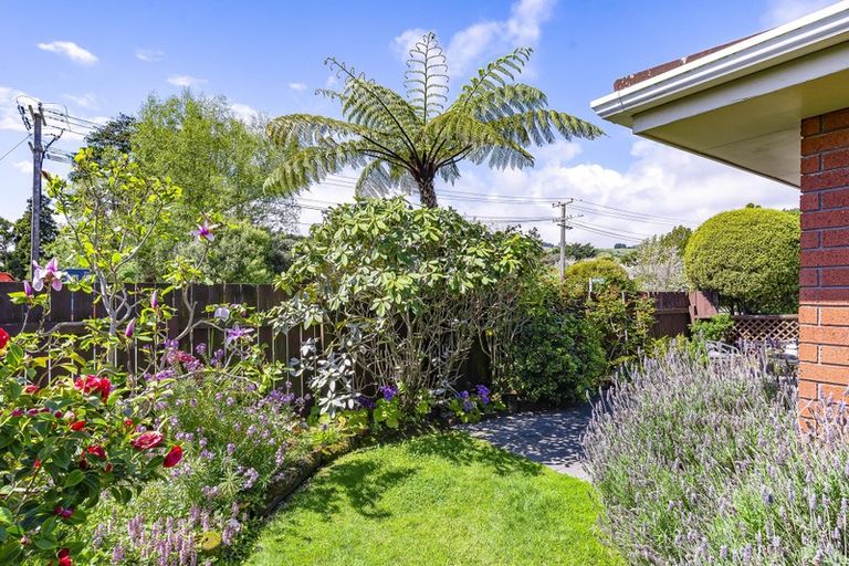 Photo of property in 2 Heihei Place, Paraparaumu, 5032