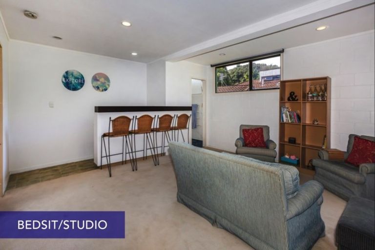 Photo of property in 20 Solander Place, Whitby, Porirua, 5024