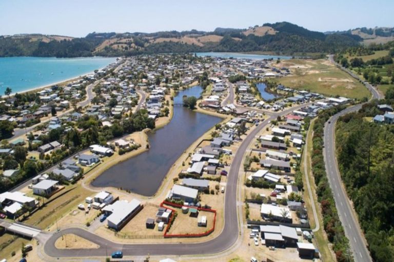 Photo of property in 21 Scott Drive, Cooks Beach, Whitianga, 3591