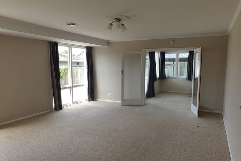 Photo of property in 26 Reading Street, Upper Riccarton, Christchurch, 8041