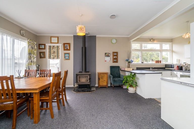 Photo of property in 3 Stuart Street, Owaka, 9535