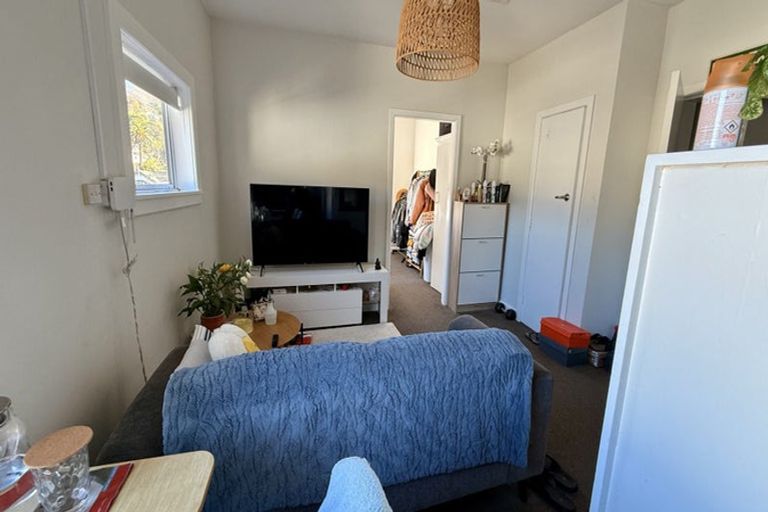 Photo of property in 25 Waimea Road, Nelson South, Nelson, 7010