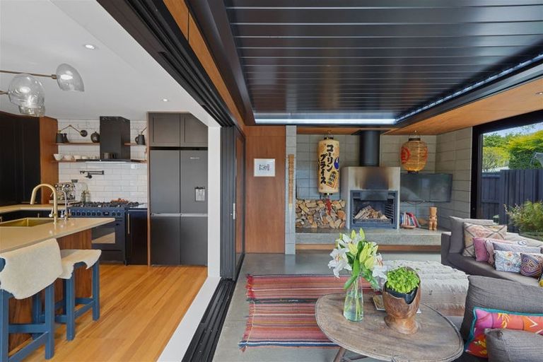 Photo of property in 42 Whitfield Street, Sumner, Christchurch, 8081