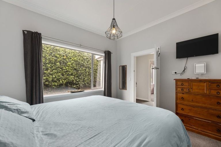 Photo of property in 135 Oakwood Avenue, Balaclava, Dunedin, 9011