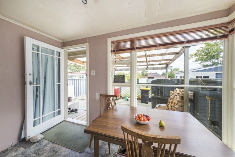 Photo of property in 82 Derby Street, Feilding, 4702