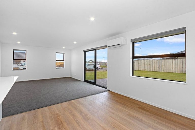 Photo of property in 20 Coach Way, Rolleston, 7614