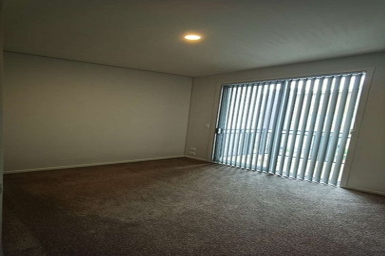Photo of property in 18 Ceramic Lane, New Lynn, Auckland, 0600