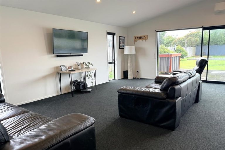 Photo of property in 64-66 Blake Street, Blaketown, Greymouth, 7805