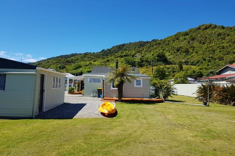 Photo of property in 162 Ward Street, Cobden, Greymouth, 7802