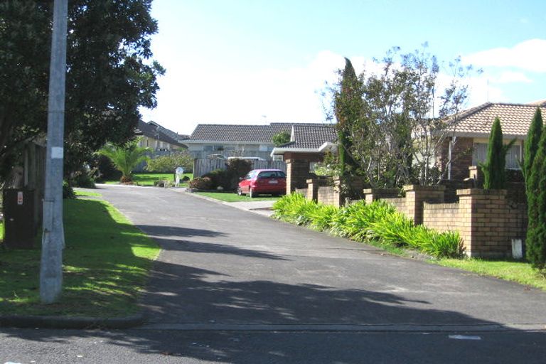 Photo of property in 2/21 Kentville Place, Somerville, Auckland, 2014