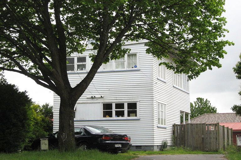 Photo of property in 34 Hooker Avenue, Bryndwr, Christchurch, 8053