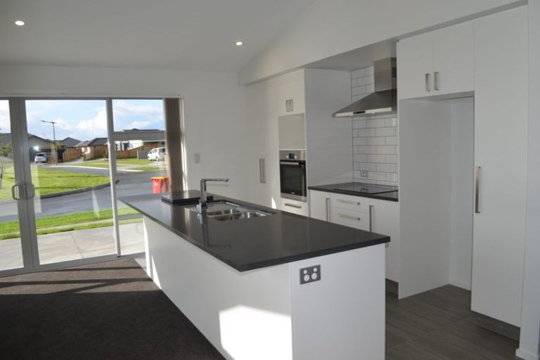 Photo of property in 25 Tremough Boulevard, Papamoa Beach, Papamoa, 3118