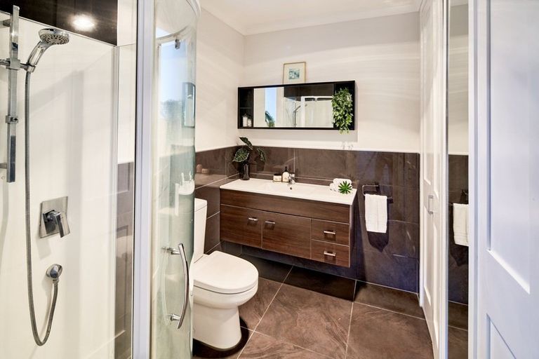 Photo of property in 39b Amapur Drive, Khandallah, Wellington, 6035