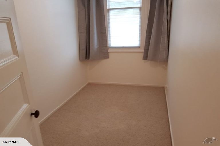 Photo of property in 14 Shoal Bay Road, Devonport, Auckland, 0624