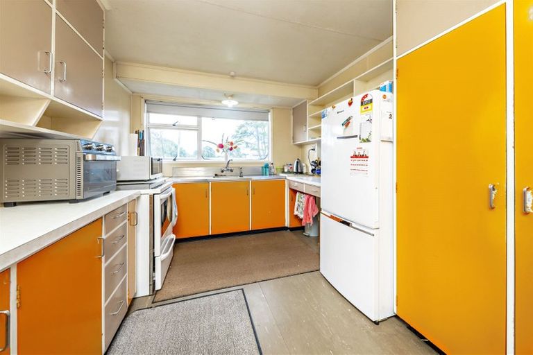 Photo of property in 115 Kitchener Road, Waiuku, 2123