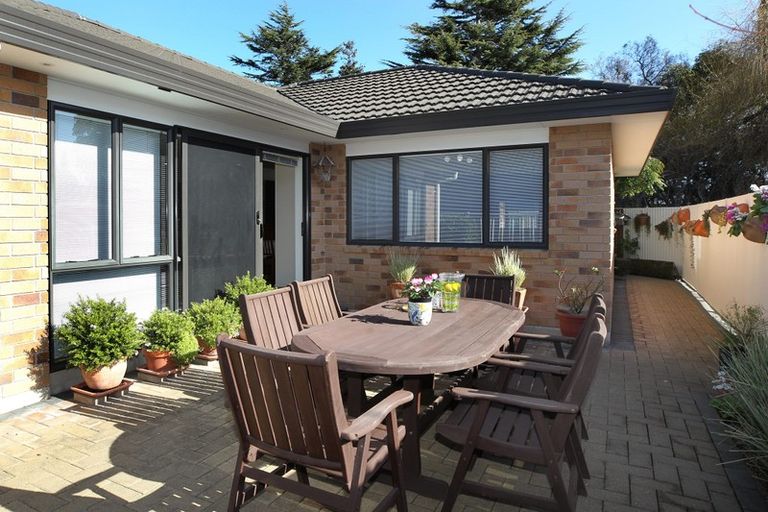 Photo of property in 4/28 Te Aute Road, Havelock North, 4130