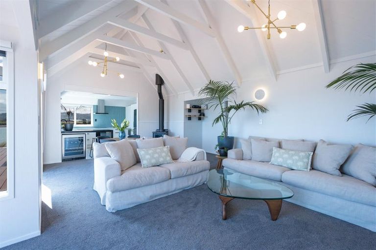 Photo of property in 6 Martin Street, Monaco, Nelson, 7011