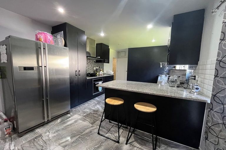 Photo of property in 6b Flamingo Court, Goodwood Heights, Auckland, 2105