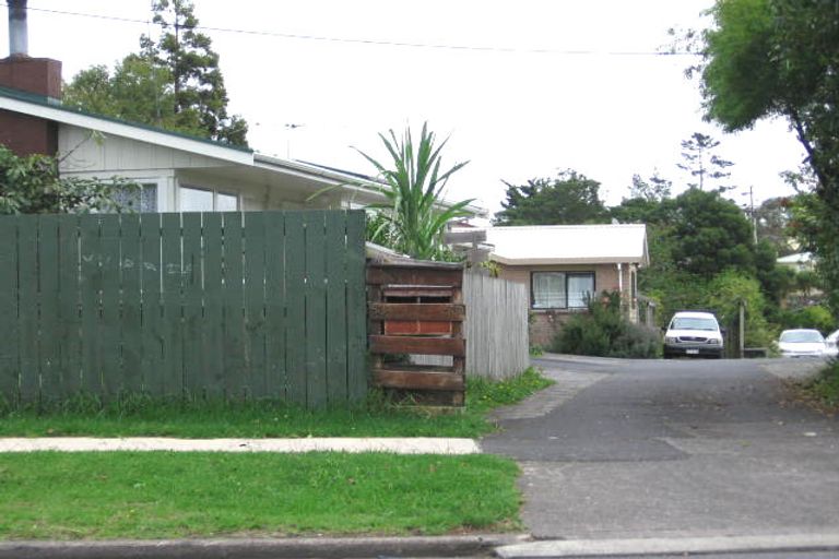 Photo of property in 53a Glendale Road, Glen Eden, Auckland, 0602