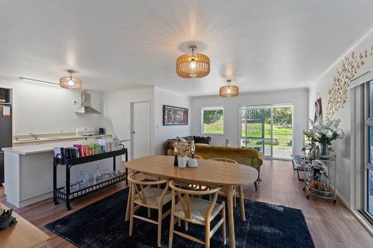 Photo of property in 27 Sarah Street, Waikawa Beach, Levin, 5573