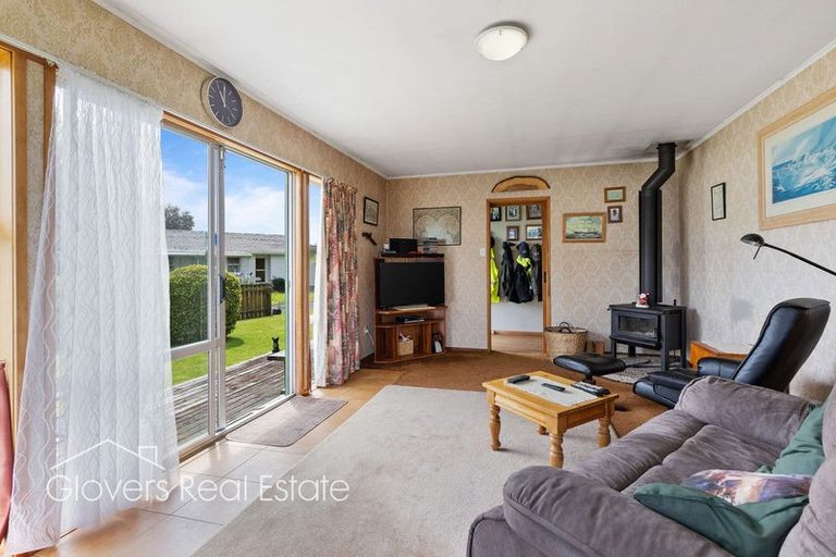 Photo of property in 101 Bruce Mclaren Road, Henderson, Auckland, 0612