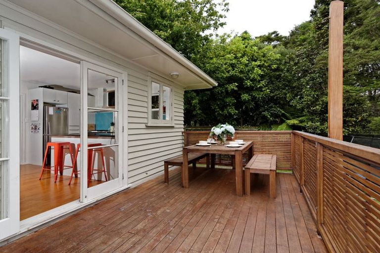 Photo of property in 16 Mariana Place, Glen Eden, Auckland, 0602