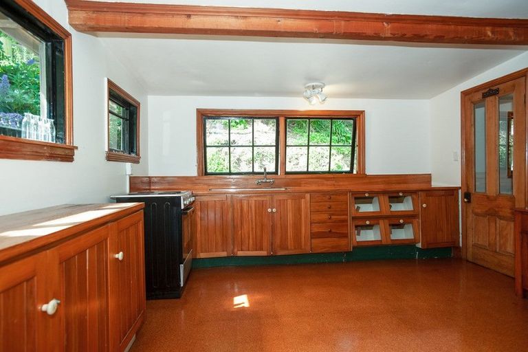 Photo of property in 24a Voelas Road, Lyttelton, 8082