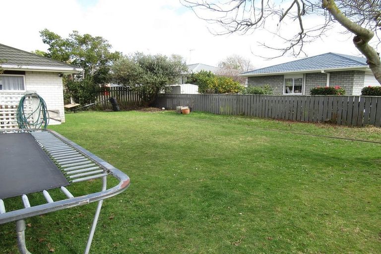 Photo of property in 133 Langdale Avenue, Paraparaumu, 5032