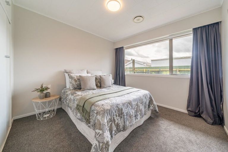 Photo of property in 1a Bracken Street, Wallaceville, Upper Hutt, 5018
