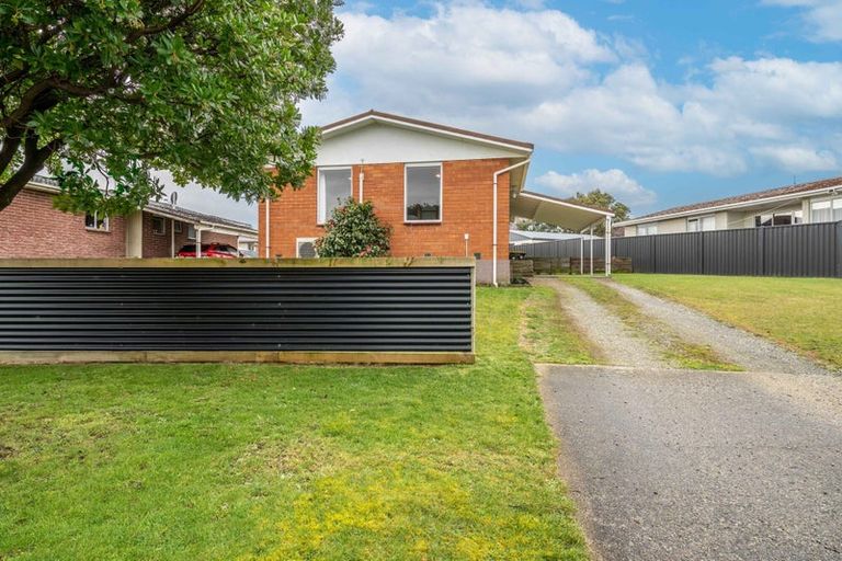 Photo of property in 99 Dunbeath Crescent, Kew, Invercargill, 9812