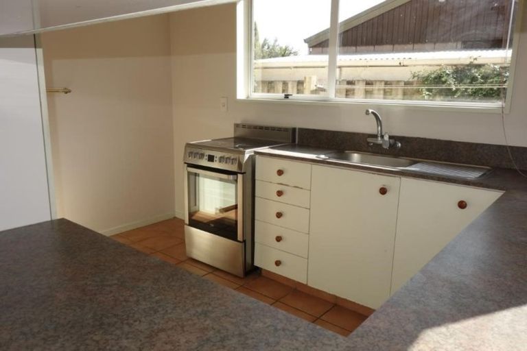 Photo of property in 2/7 Sumnervale Drive, Sumner, Christchurch, 8081