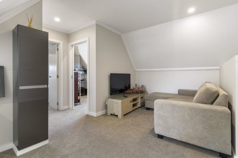 Photo of property in 6 Commodore Court, Gulf Harbour, Whangaparaoa, 0930