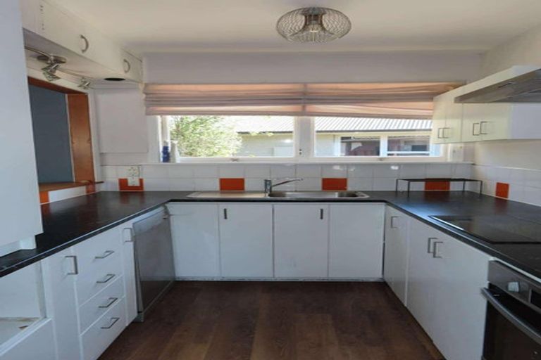 Photo of property in 220 Beach Road, North New Brighton, Christchurch, 8083