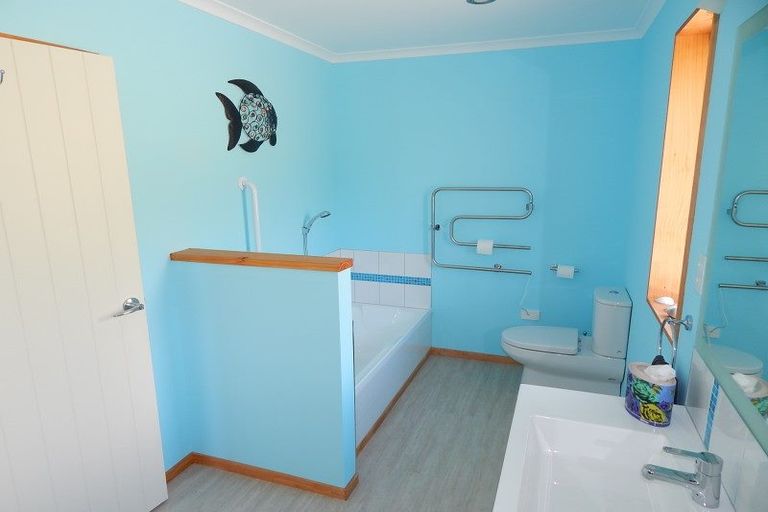 Photo of property in Environmental Services & Solutions, 11/133 Powerhouse Road, Fairdown, Westport, 7891